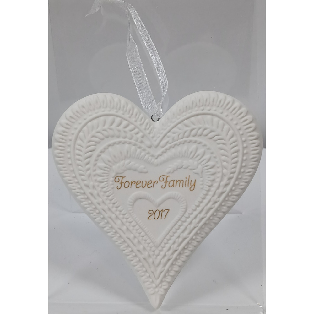 Hallmark Keepsake 2017 Forever Family Heart Christmas Tree Ornament 3.75"